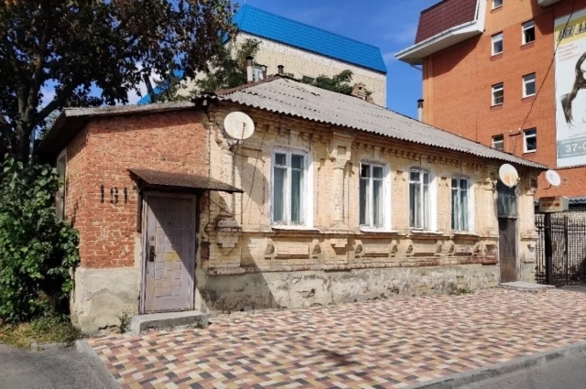    В Ставрополе восстановленный волонтёрами особняк лишили охранного статуса