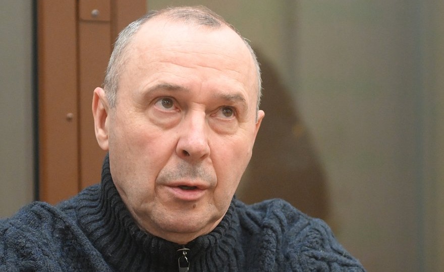 В кабинете генерала Минобороны России нашли 10 миллионов рублей