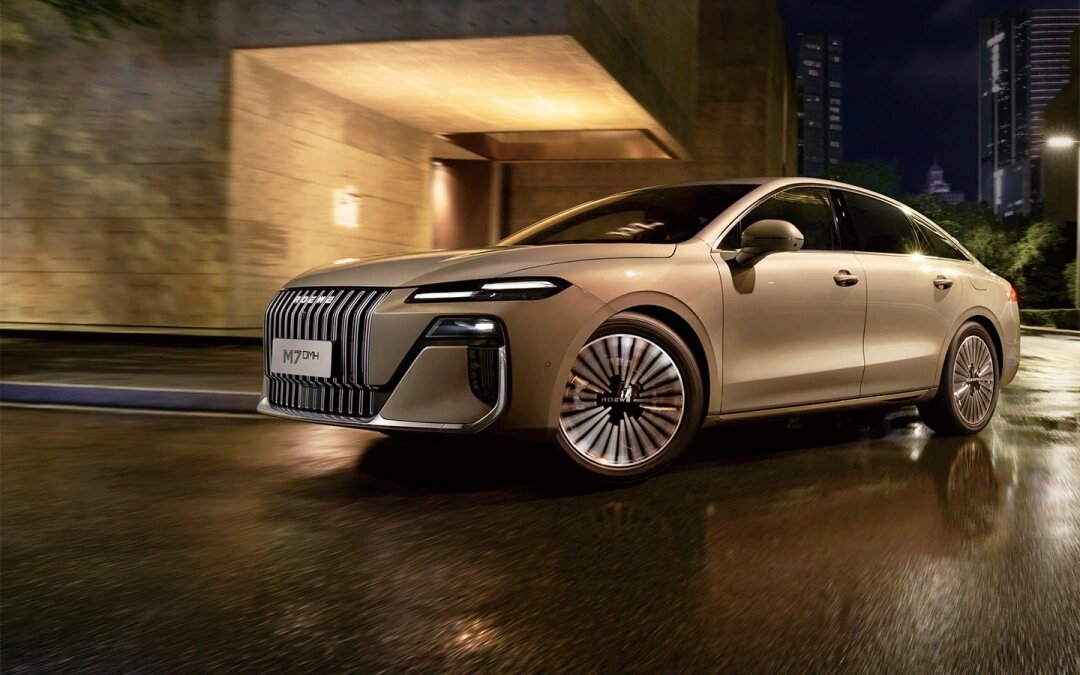 Таким может оказаться следующий «Москвич» новой престижной «М-линейки» (Фото: Roewe)