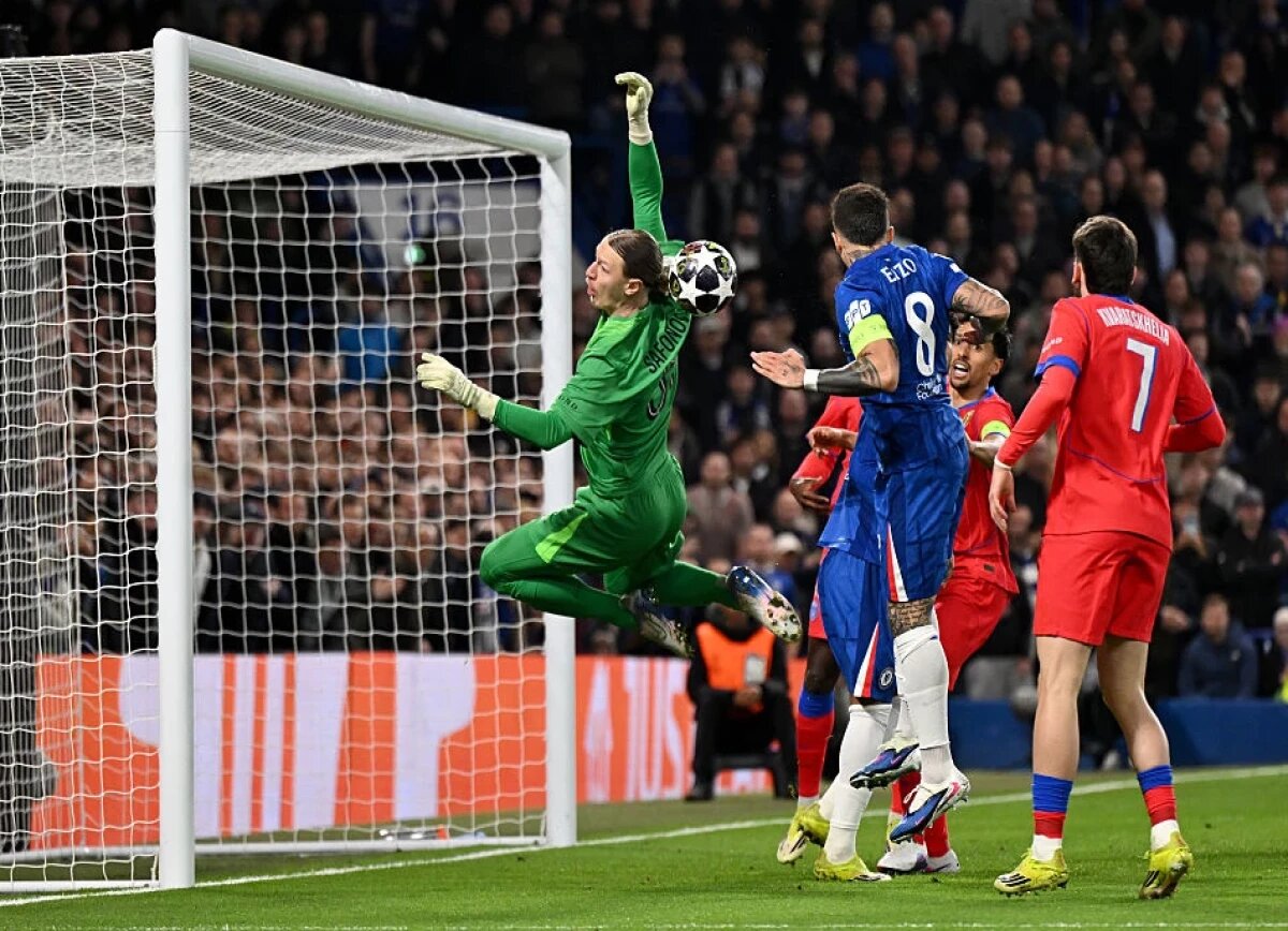     Во Франции спорят о статусе Сафонова после «сухаря» с «Челси»: закрепился в основе, но убеждает не всех