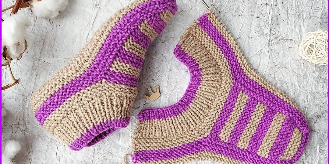 Домашние следки спицами. Простые тапочки спицами без швов на подошве.