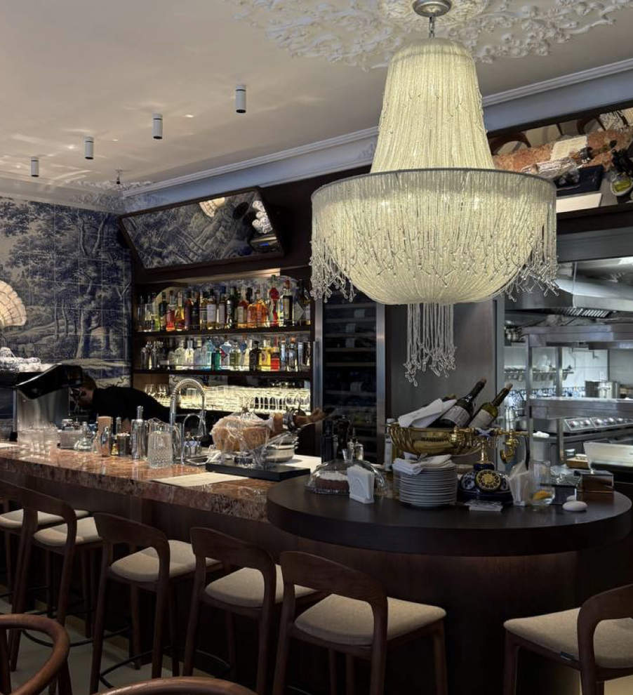 Интерьер МОА