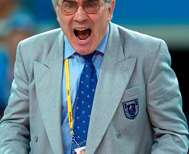 Легенда мирового волейбола на тренерском мостике. - Карполь Николай Васильевич.