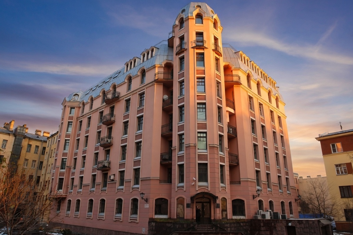 Малодетскосельский пр., 28а — жилой дом, 2000 г.