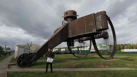  Реплика Царь-танка по сравнению с человеком