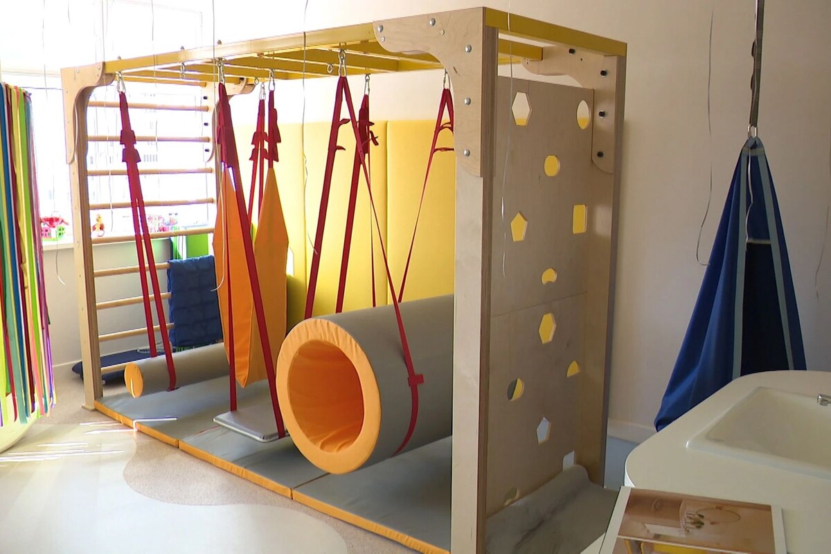  Сенсорная комната в Центре раннего вмешательства 4-й детской поликлиники Минска.  © Первый информационный телеканал