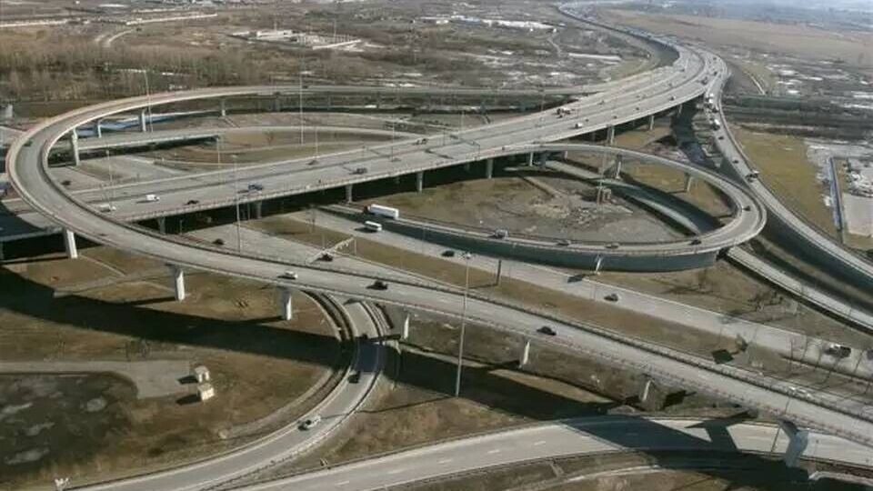 На КАД между Рябовским и Колтушским шоссе перекроют одну полосу