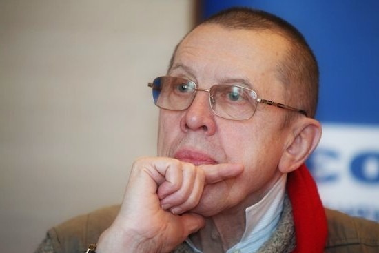 И это уже не просто наблюдение, а внутренняя агрессия. Когда эти записи стали известны, реакция была жесткой. Многие коллеги восприняли это как предательство. Потому что одно дело - думать, другое - фиксировать и оставлять после себя.