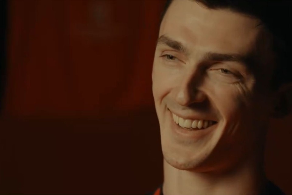    Ильяс Куркаев в детстве занимался футболом, лыжами, рукопашным боем, но остановился на волейболе. Скриншот видео МАТЧ ТВ