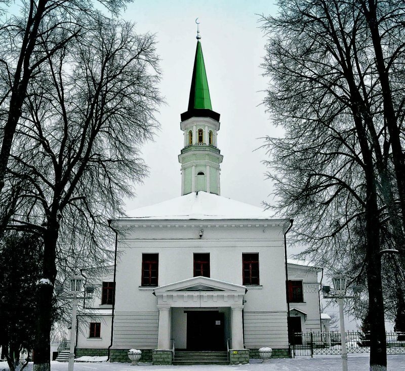     Ураза бәйрәме мөбарәк булсын!