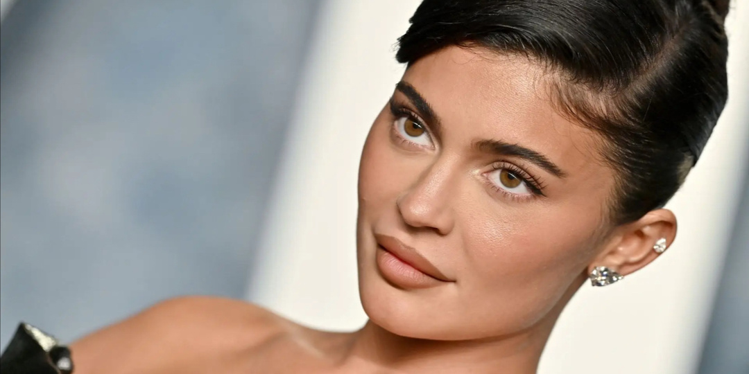 Секрет кожи голливудских звёзд: как работает протокол с пептидом Glow