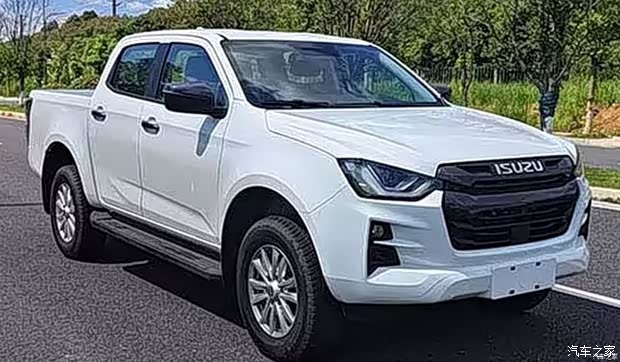 Новый Isuzu D-MAX: дизель 3,0 л и цена от 2,1 млн рублей