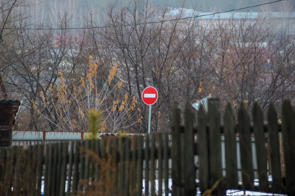    "Кирпич". Проезд запрещен. Источник: Виталий Барабаш/"Толк"