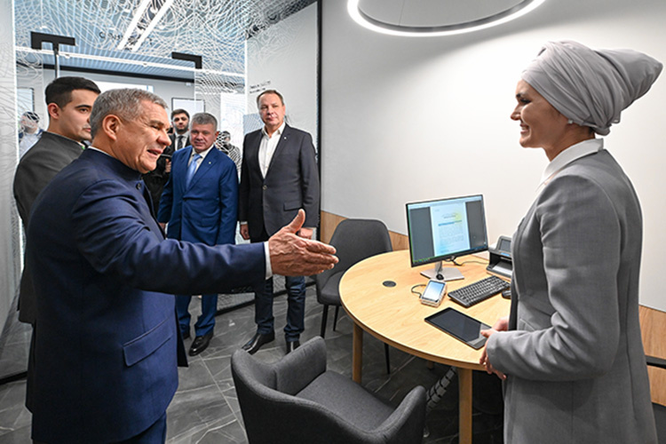 С 2022 года в Казани работает первый в России офис партнерского финансирования Сбера Фото: tatarstan.ru