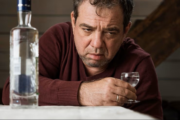 Почему возникает алкогольная зависимость