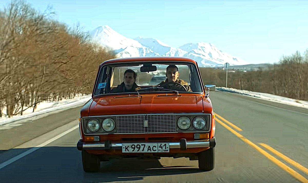 Камчатцы, признавайтесь: неужели в 1996 году у вас и впрямь были такие роскошные дороги? 