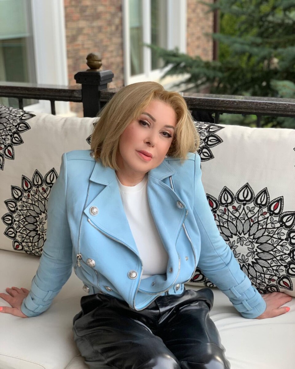    Любовь Успенская