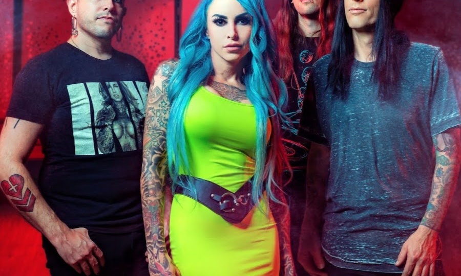 Другая музыка 7: Сшитое сердце (Stitched up Heart).