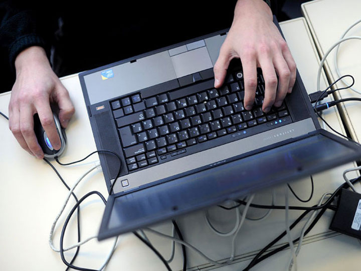    Хакер клавиатура компьютер ноутбук интернет (GLP)