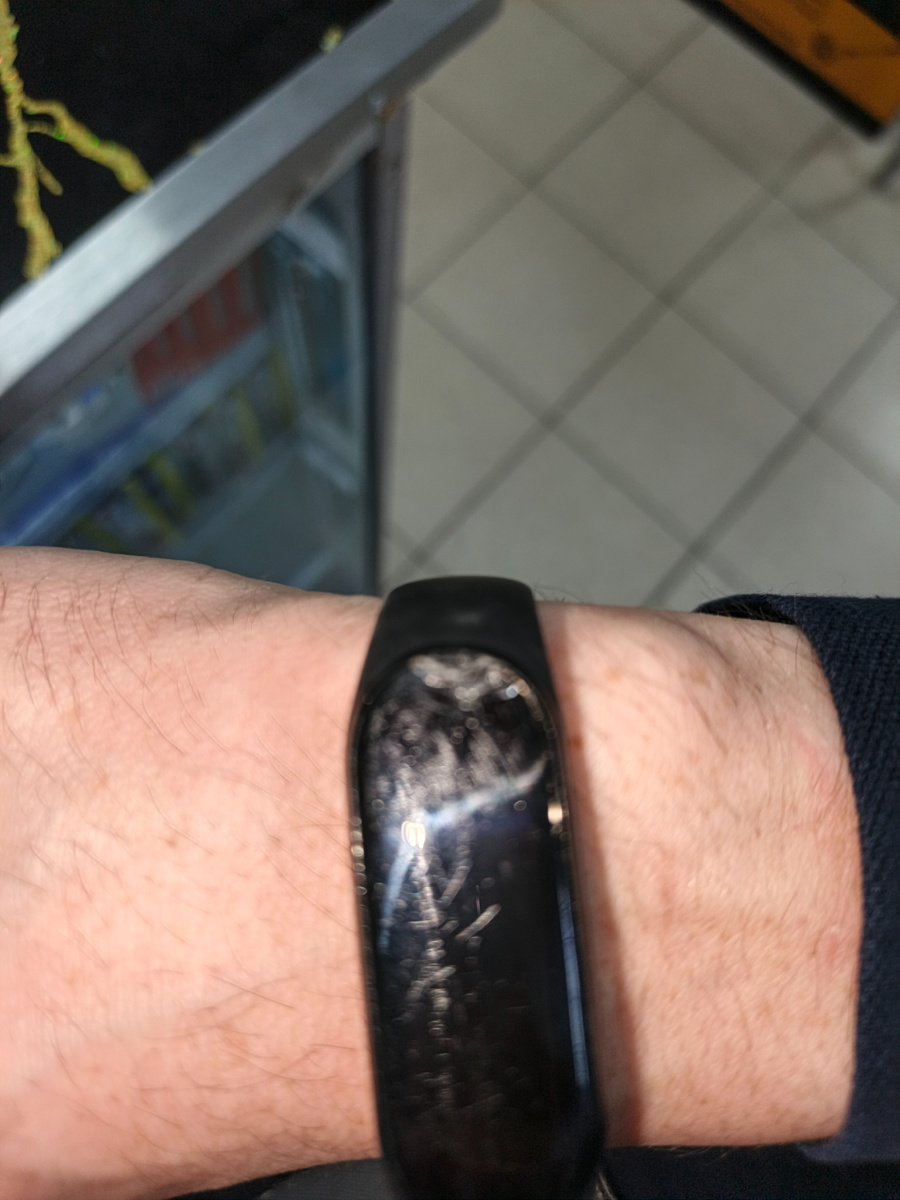 Все работвает, но трещины, не комильфо(