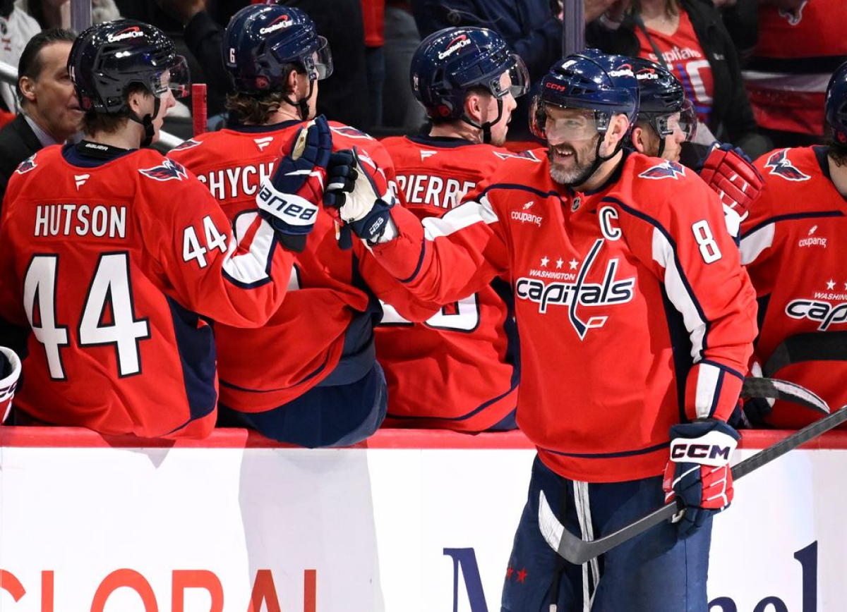     В Вашингтоне о рекордах Овечкина: он творит историю почти каждый раз, когда набирает очки