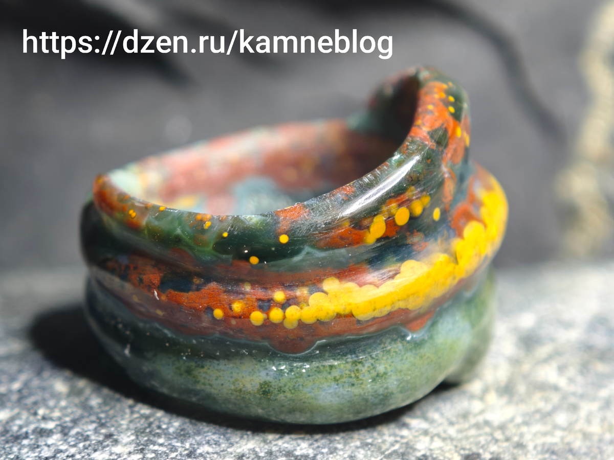 "Океаническая яшма", цельнокаменное ювелирное кольцо, работа автора