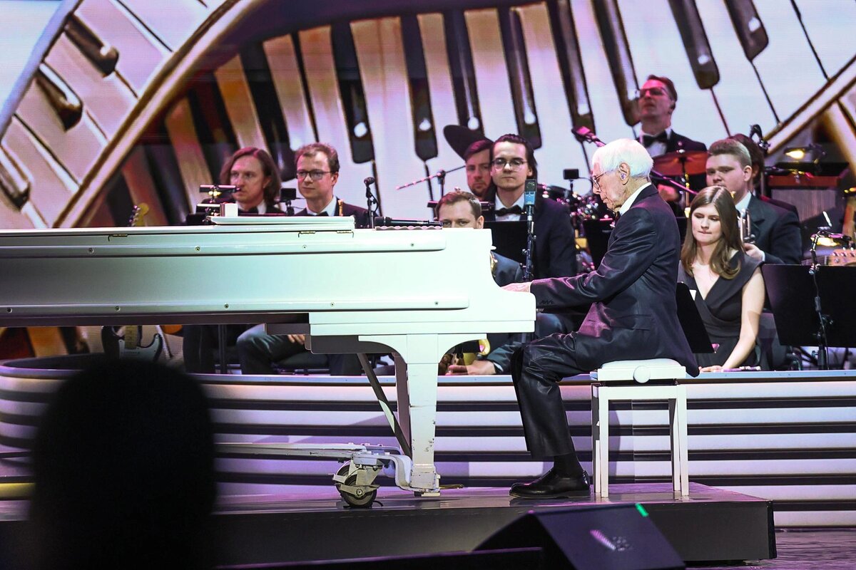 Из открытых источников интернета