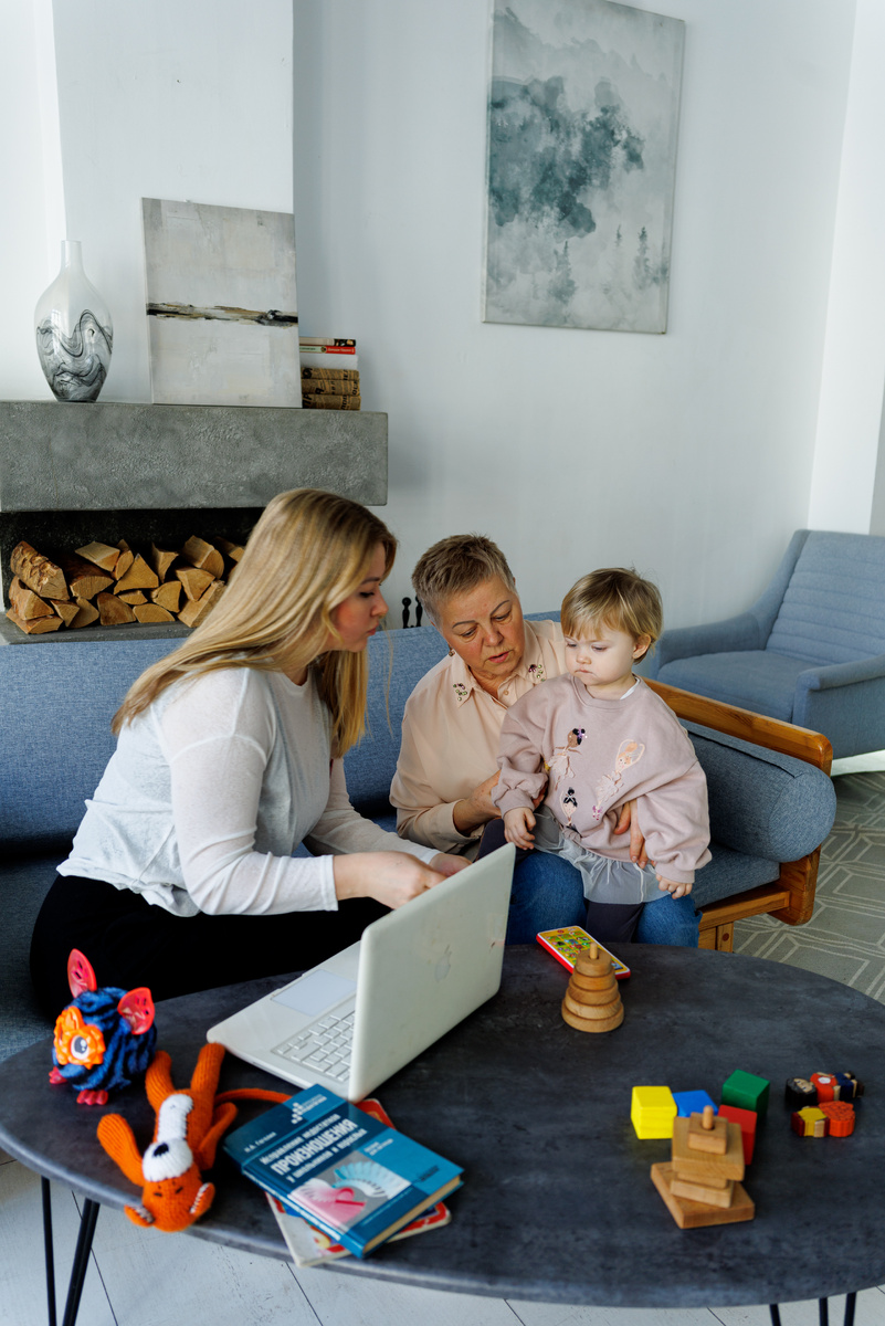 А это нормально, что он говорит всего пару слов?