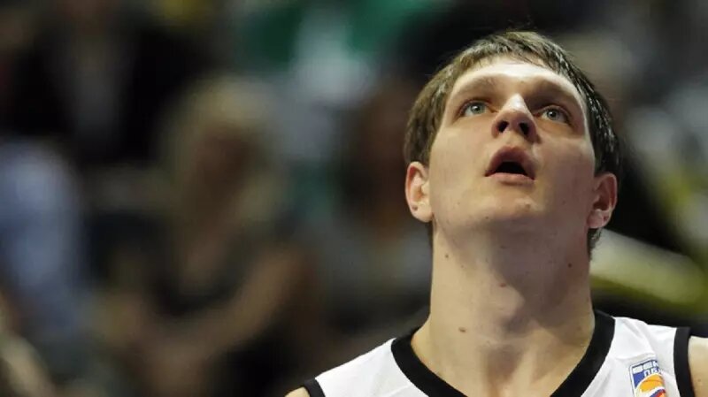 Российский баскетболист невольно сорвал авиарейс Москва — Псков