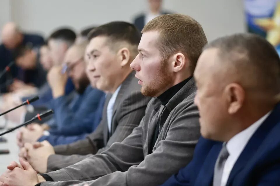    Подведение итогов обучения первого потока кадровой программы "Герои Алтая". Источник: t.me/turchak_andrey