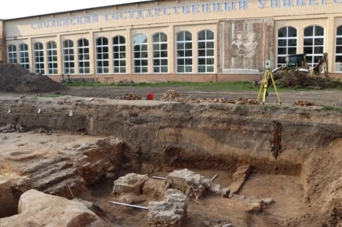 Расскопки Смоленск 2025
