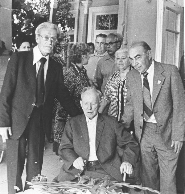 В.А. Закруткин, М.А. Шолохов, П.В. Лебеденко. Ст. Вёшенская. 1980 г.