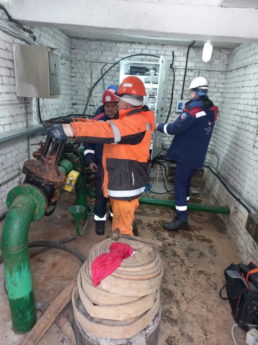 На одной из скважин Самсоновского водозабора заменили насос.