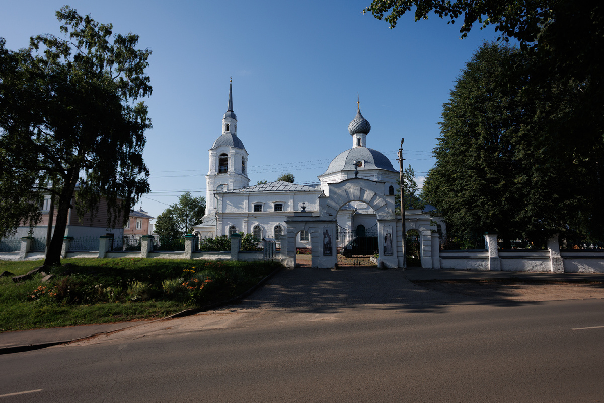 Церковь во имя Святых мучеников Александра и Антонины