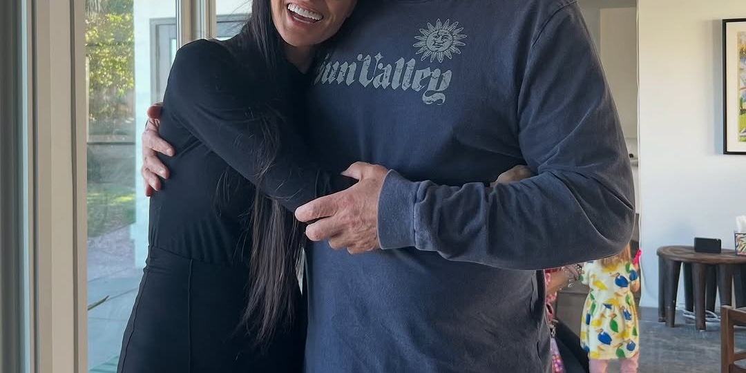 Деми Мур показала трогательные фото Брюса Уиллиса с внучкой в день его 71-летия