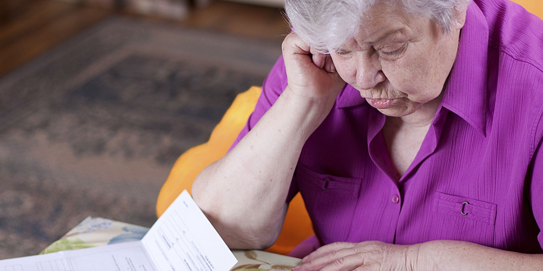 Суды взыскали с бабушки старую коммунальную задолженность, хотя срок давности уже прошёл - как не допустить такого