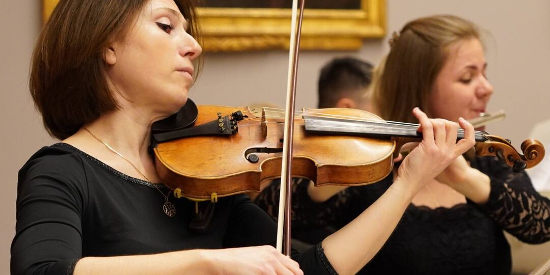 Бах, Моцарт, Бетховен и цыганская скрипка в интерьерах усадьбы