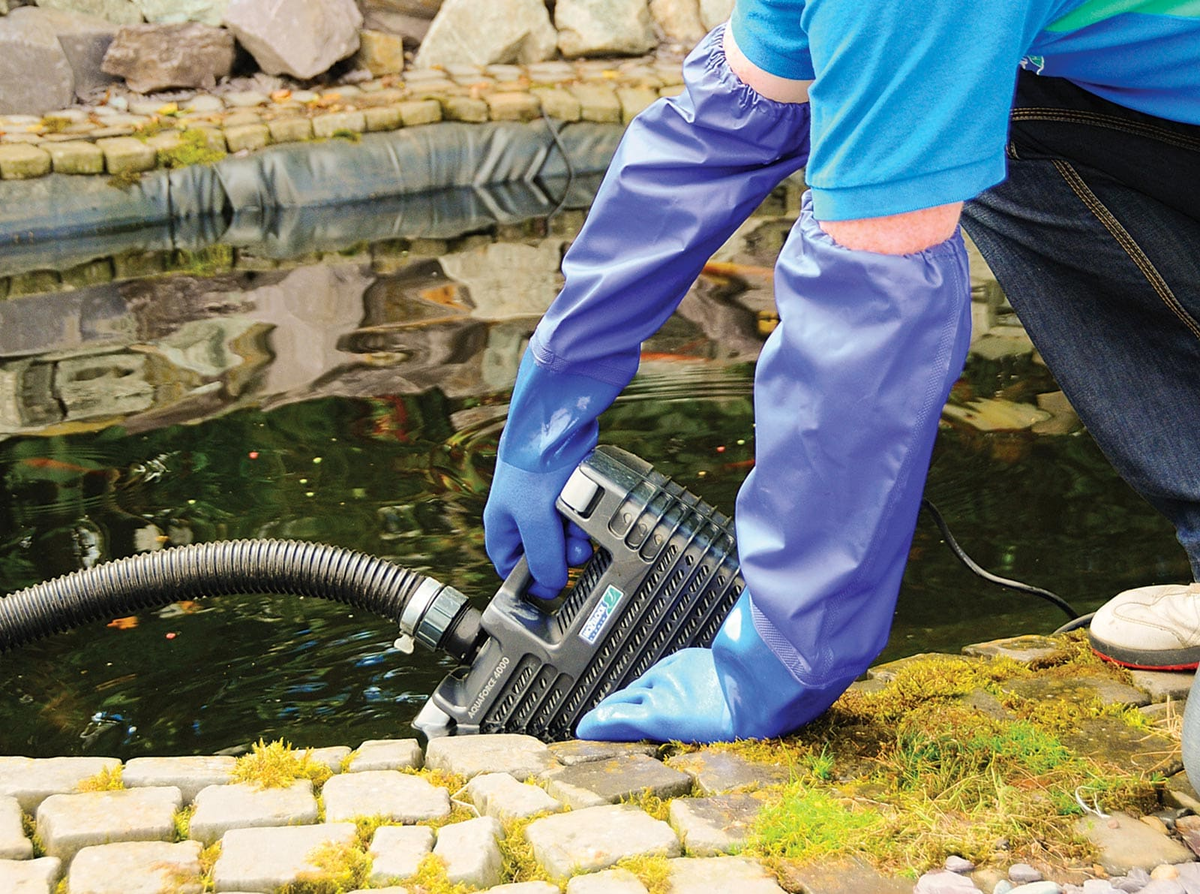 Весенняя генеральная уборка: удаление ила и запуск оборудования. Без этого лета не будет чистой воды