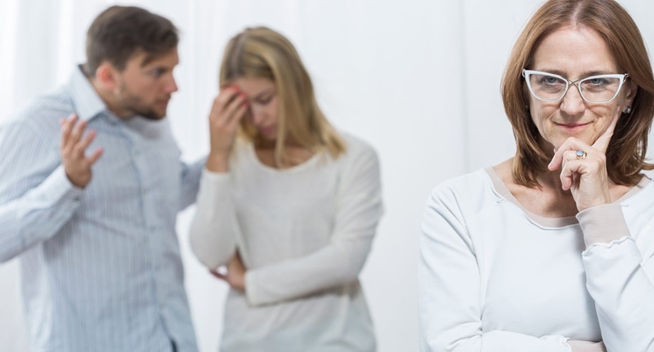 Скупая свекровь