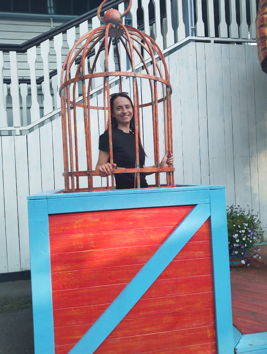 Тома автор канала 