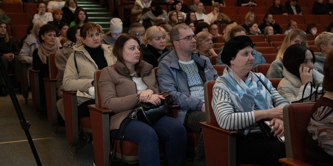 Серпуховским родителям рассказали о новых правилах ОГЭ и поступления