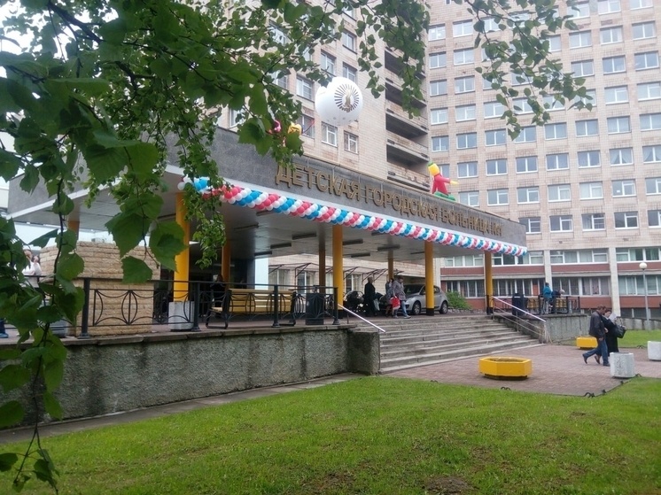     В городе, начиная с 2019 года, уже введено в эксплуатацию 618 социальных учреждений. Фото: архив "МК в Питере"