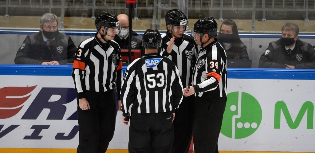 Одна ошибка — минус карьера: чему учит скандал с арбитрами и символикой СКА