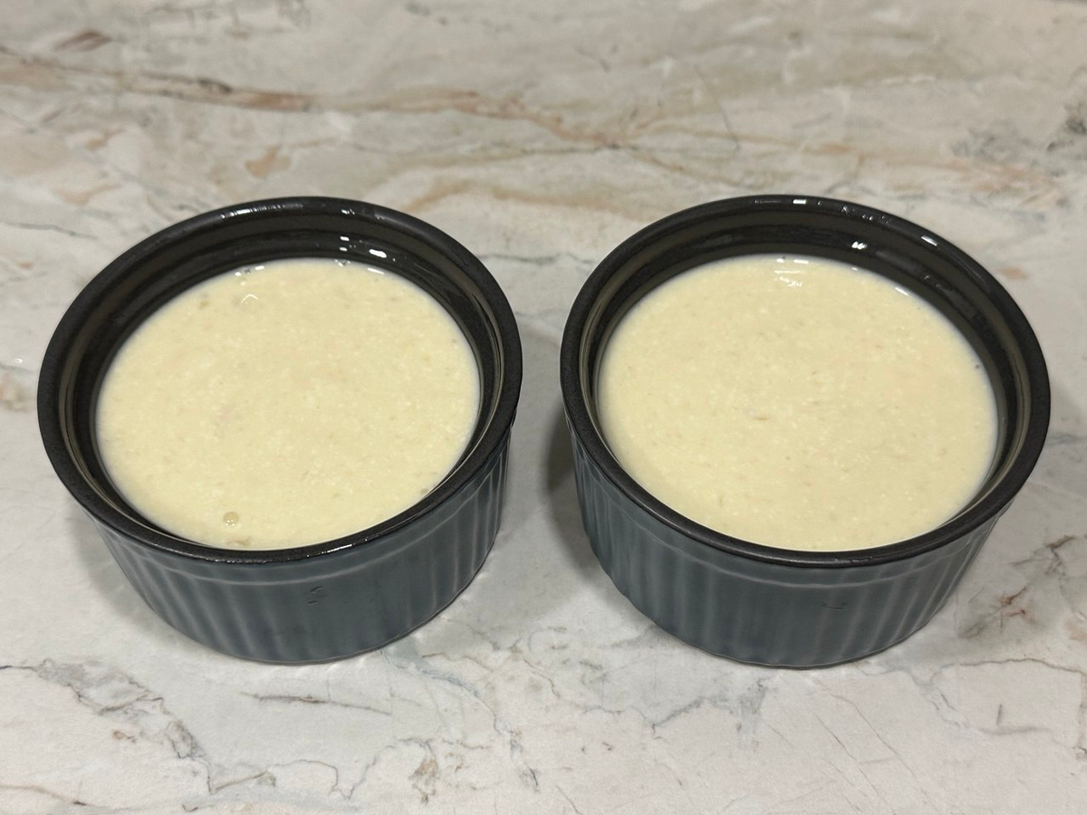 Приготовление творожно-банановой запеканки. Фото автора