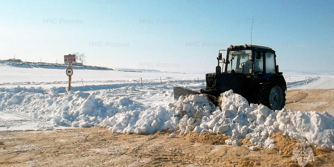 Ледовые переправы начали закрывать в Иркутской области