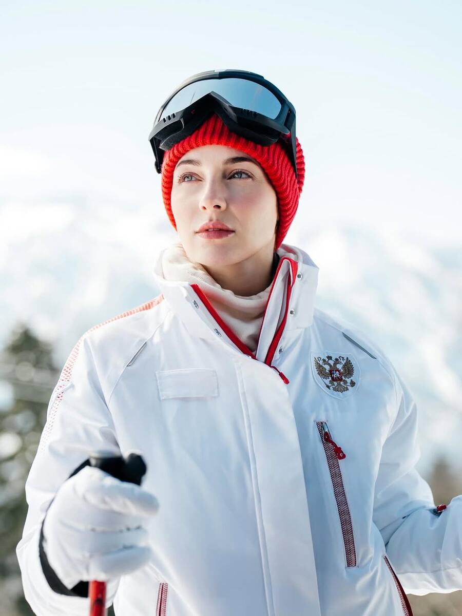    Анна Снаткина играет Оксану Домнину в спортивной драме о Романе КостомаровеСоцсети Анны Снаткиной