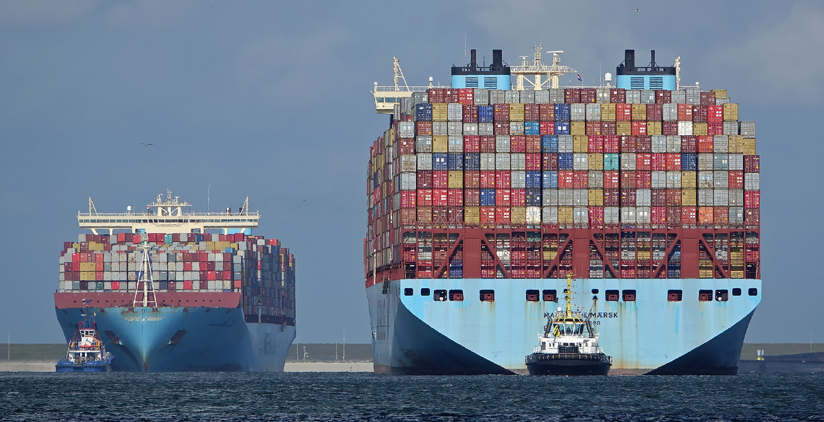 Контейнеровоз Munkebo Maersk