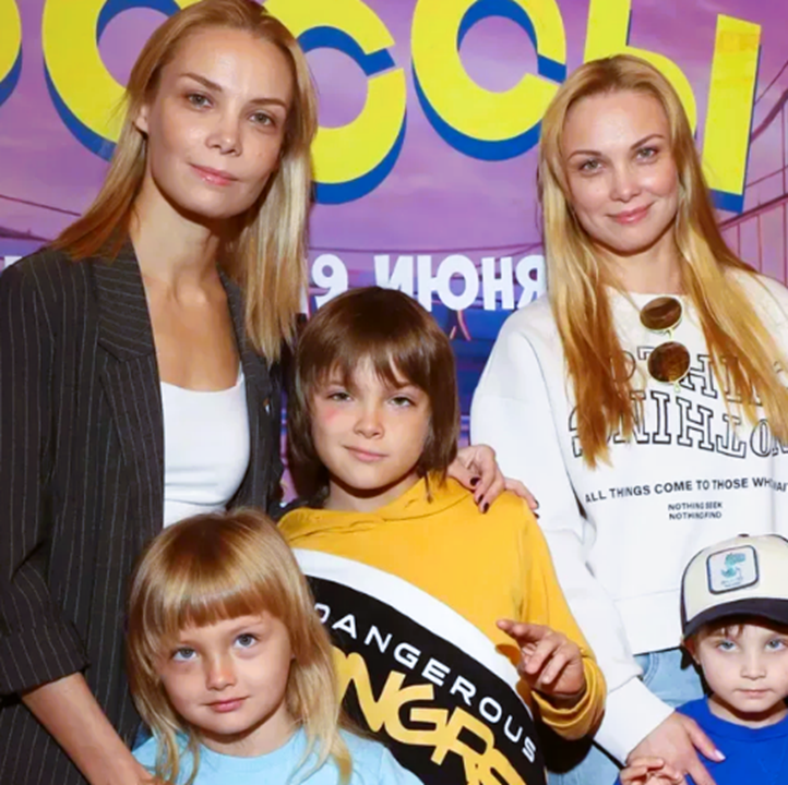 Сестры Татьяна и Ольга Арнтгольц с детьми (Фото из открытых источников)