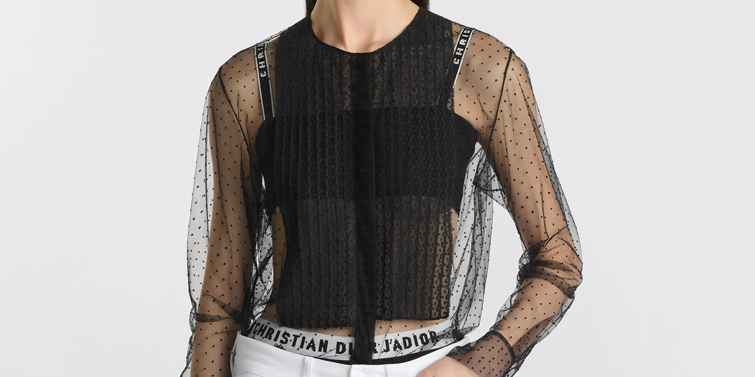 Блузка Dior и нежная ткань «плюмети». И при чем здесь пчела?