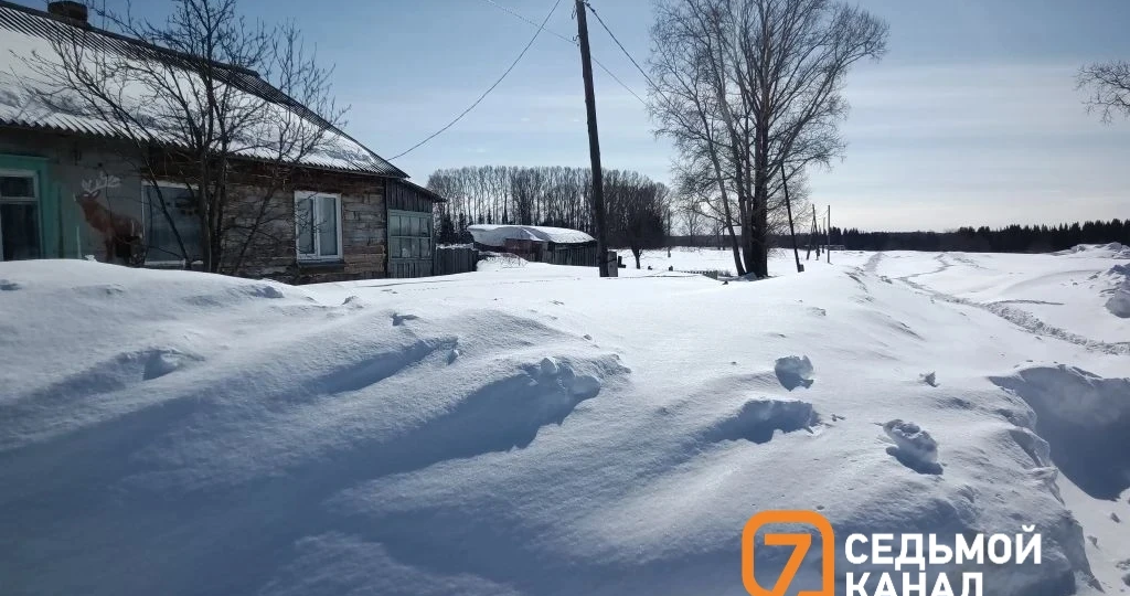 В Красноярском крае снег отрезал от цивилизации жителей умирающей деревни